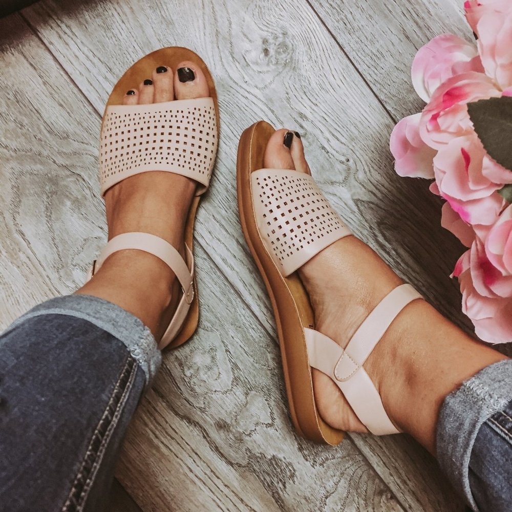 Sweet Lily Sandals